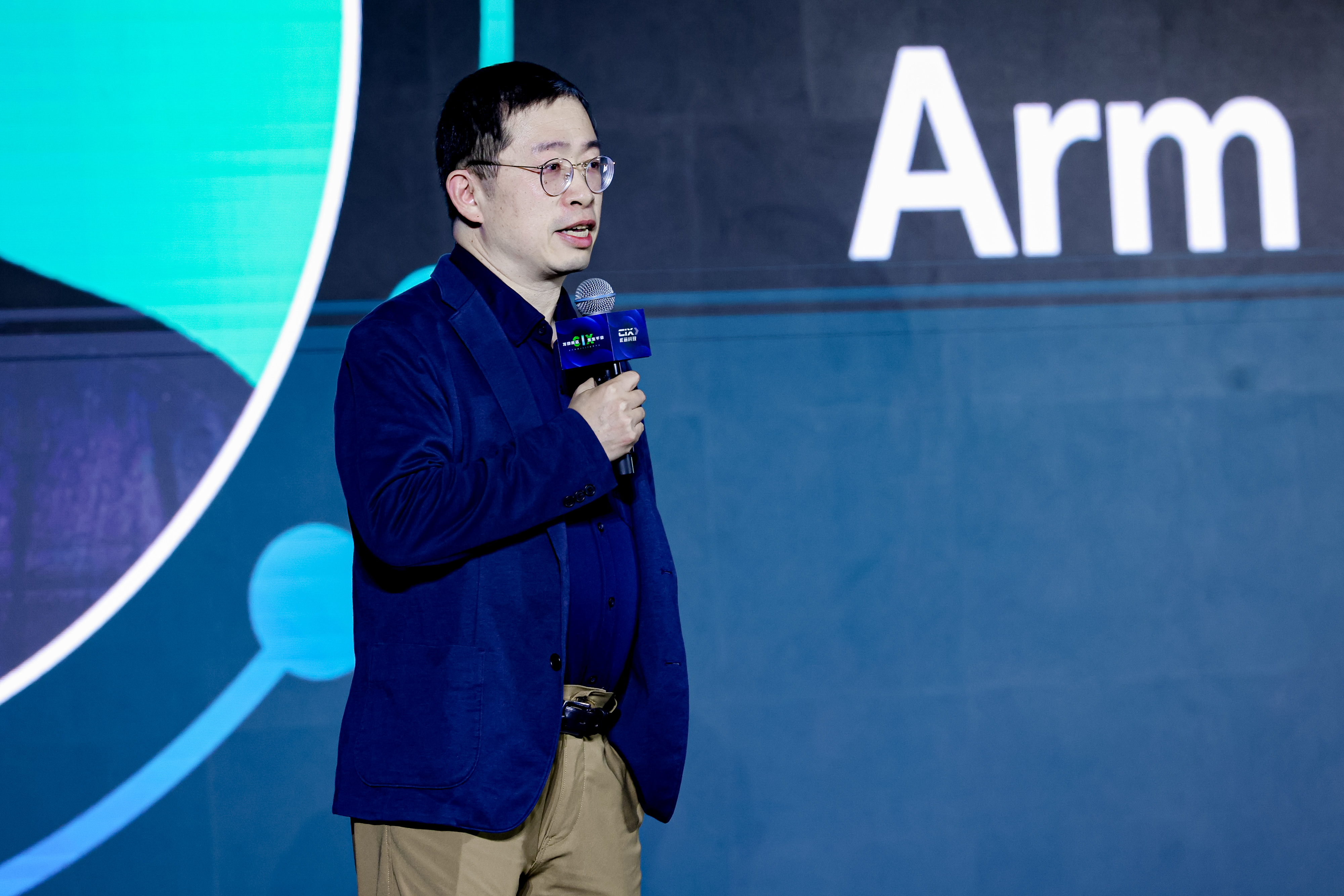 Arm院士兼首席标准架构师 魏东.jpg